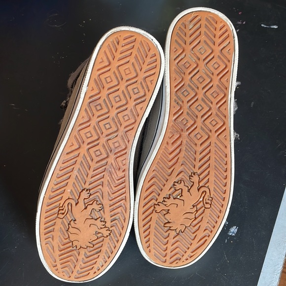 Size 9 VLADO high top shoes - Picture 5 of 14